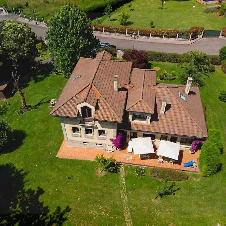 La Casa De Prados Holiday home *